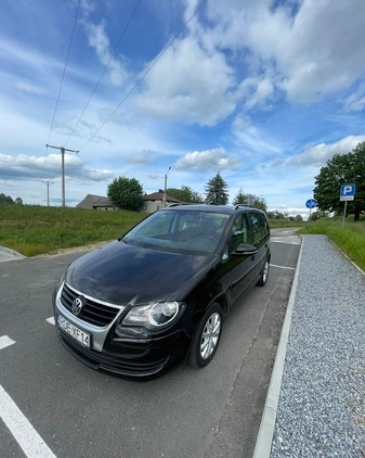 Volkswagen Touran cena 24000 przebieg: 287000, rok produkcji 2010 z Września małe 379